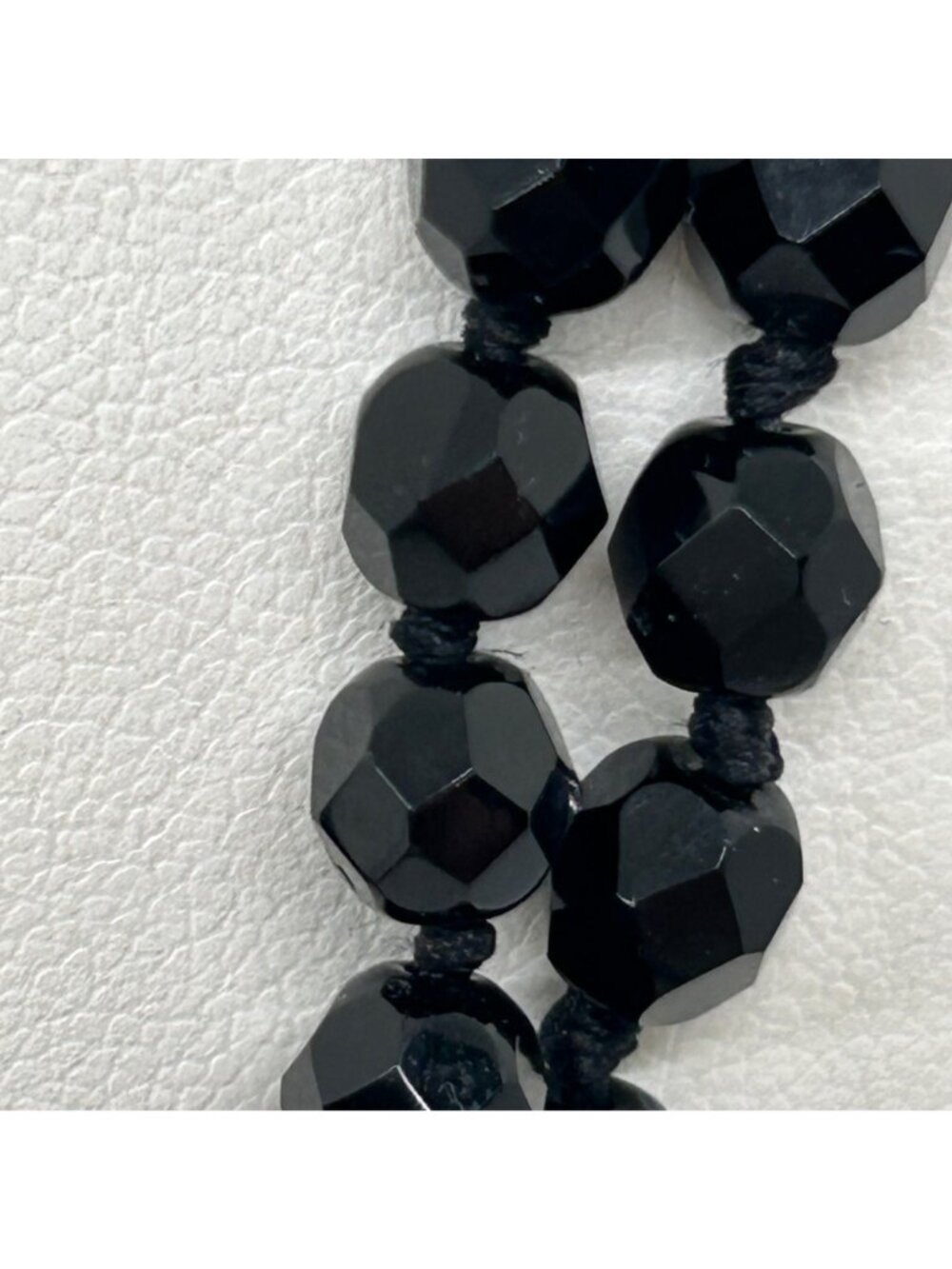Vintage Glass Beaded Necklace Black Handknotted With Gold-Tone Oval Clasp 1950 - - Picture 7 of 13